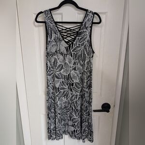 Spense Black and White Floral Crisscross Tank Dress